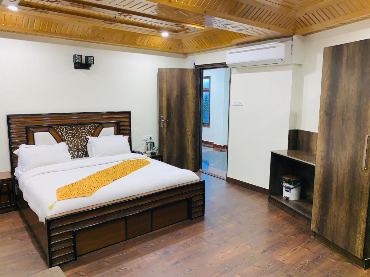 Dusk N Dawn Hotell Shimla Exteriör bild